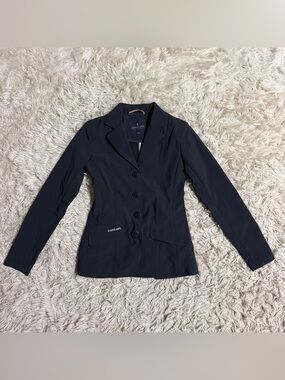 Child’s Size 134/140 Navy Kingsland Horseback Riding Show Coat. Good Condition